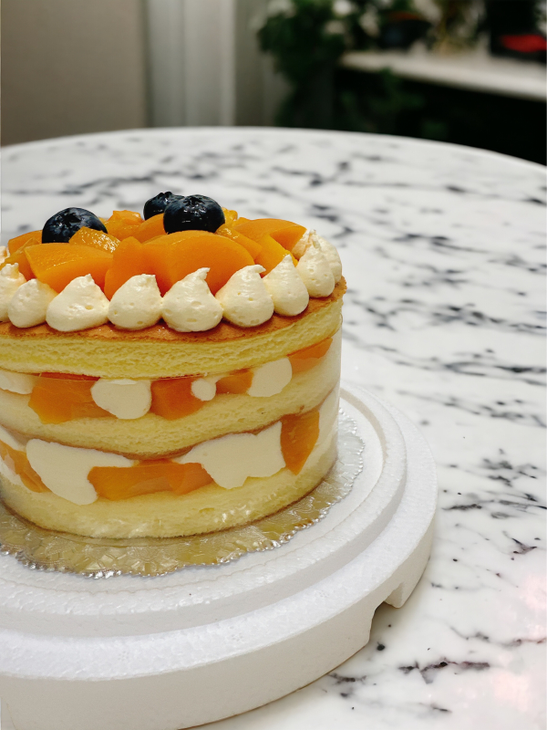 黃金水蜜桃裸蛋糕